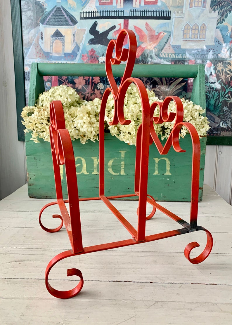 Red Magazine Racks Vintage Red Metal Hearts Magazine Rack - Etsy