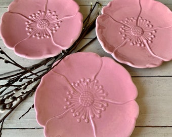 3 Vintage Pink Poppy Flower Petal 7" Plates