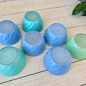 7 Frosted Glass Dessert Bowls Blue and Green image 5