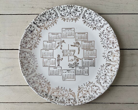 1967 Calendar Plate Sports Theme Bowling Football Tennis Water Skiing -  Etsy Norway