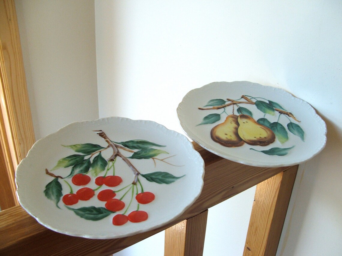 Pair of Vintage Decorative Fruit Plates Pears Cherries Etsy