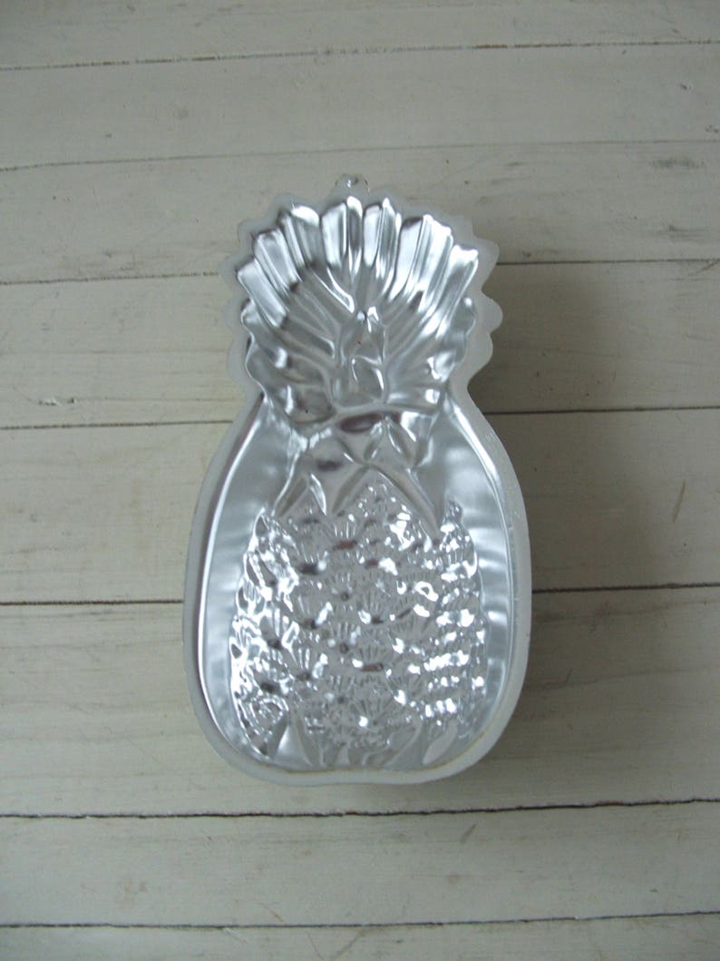 Vintage Aluminum Avocado Green Pineapple Jello Salad Mold Etsy