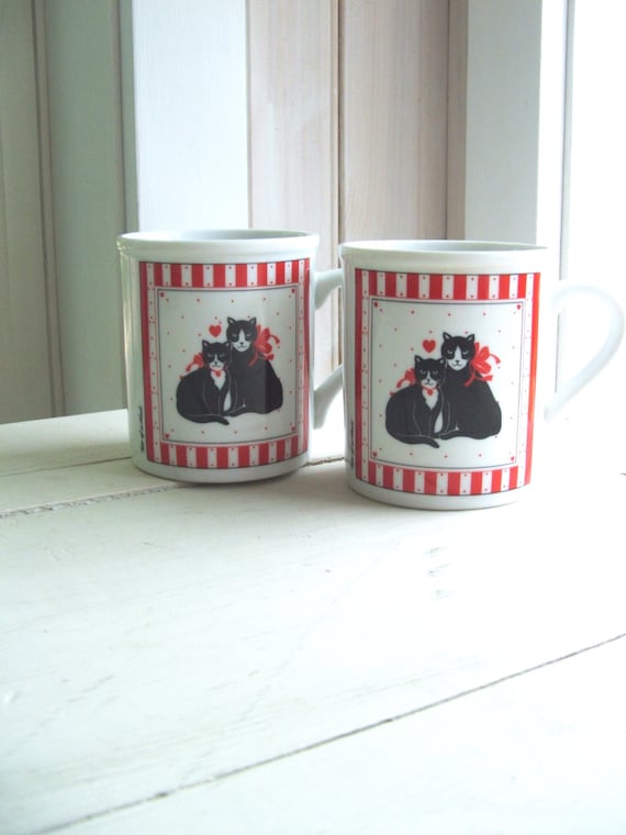 2 "Two of a Kind" Vintage Coffee Cups Mugs Red Black and White Cats by Papel Japan