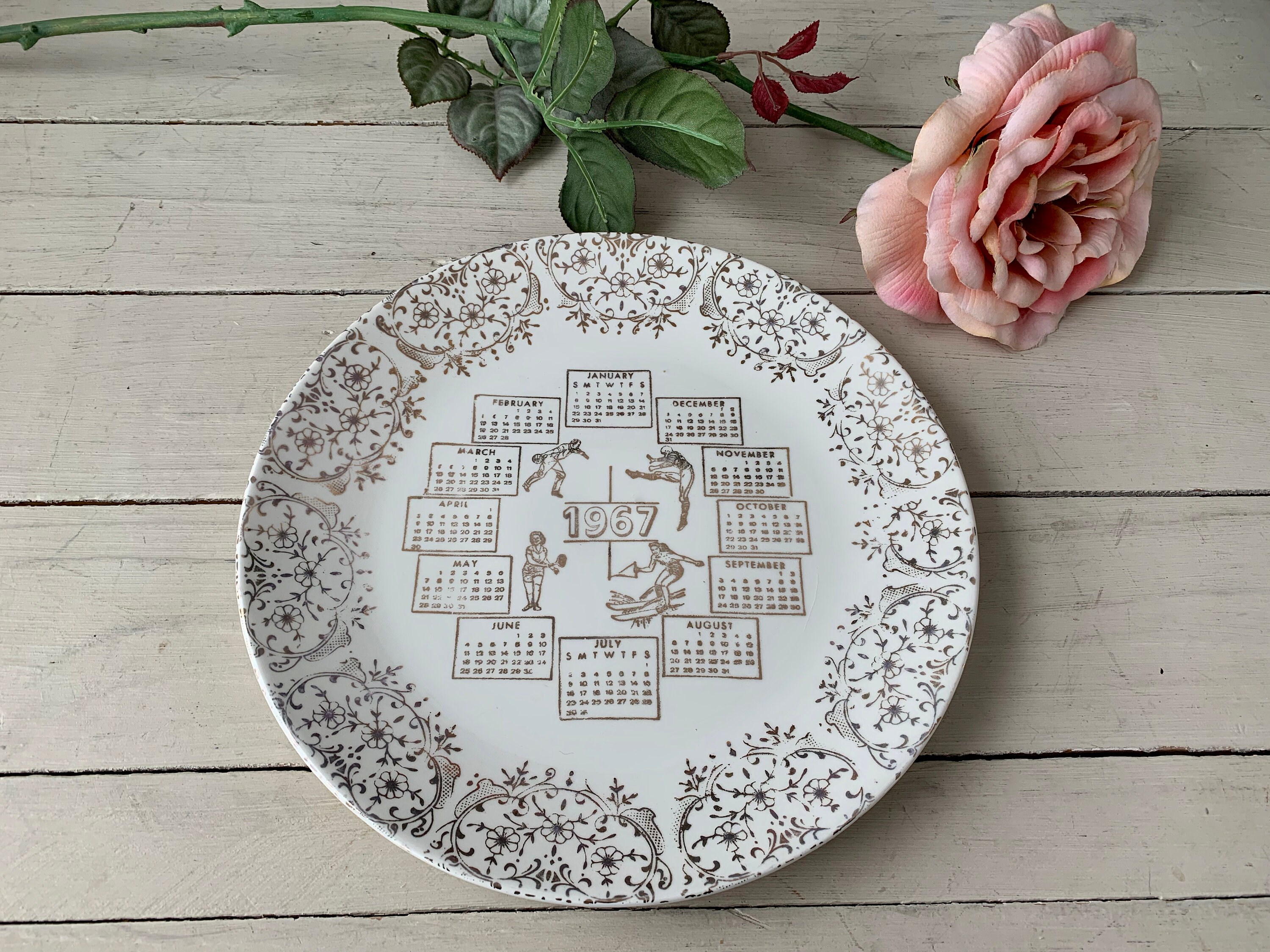 1967 Calendar Plate Sports Theme Bowling Football Tennis Water Skiing -  Etsy Norway