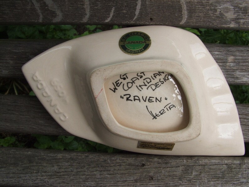 West Coast Indian Art Pottery Ash Tray ~Raven~ BC Ceramics Canada signed Herta Gerz