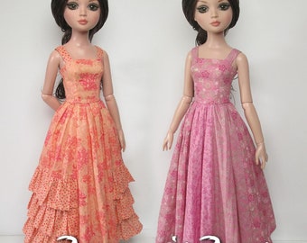 STRAIGHTFORWARD SEWING Pattern SSP-046: 2 dresses for Ellowyne & friends. Two dress options and petticoat.