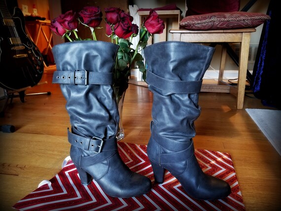 Gray leather hotsell boots ladies