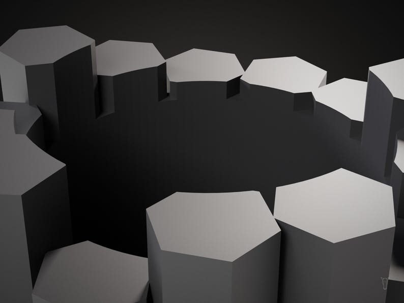 Puede incluir: Una colecci&oacute;n de pilares hexagonales de color gris mate dispuestos en una formaci&oacute;n circular, creando un vac&iacute;o central. Los pilares var&iacute;an en altura, con algunas superficies captando la luz para crear sombras y profundidad.