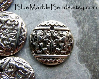 12 Vintage Lion Royal Crest Double Sided Coin Bead, Vintage Bead, Lucite Bead, Double Sided Coin, House Lannister, GOT, Antique Silver, 15mm