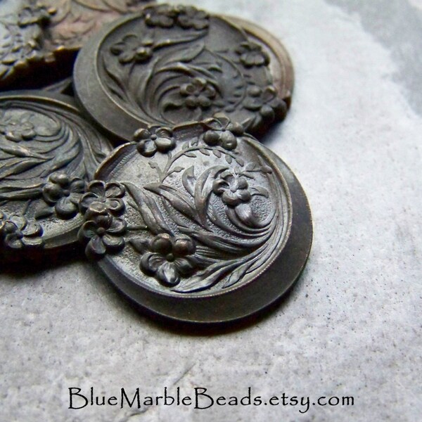 Vintage Brass Stamping, Vintage Finding, Solid Brass, Patina, Art Nouveau, Dark Patina, Black Metal, Flower Stamping, Brass Setting, 1 Piece
