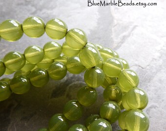 20 Green Iris Round Czech Glass Druk Beads, Iris Beads, Glass Beads, Boho Beads, 8mm, Metallic Beads, Peacock Colors