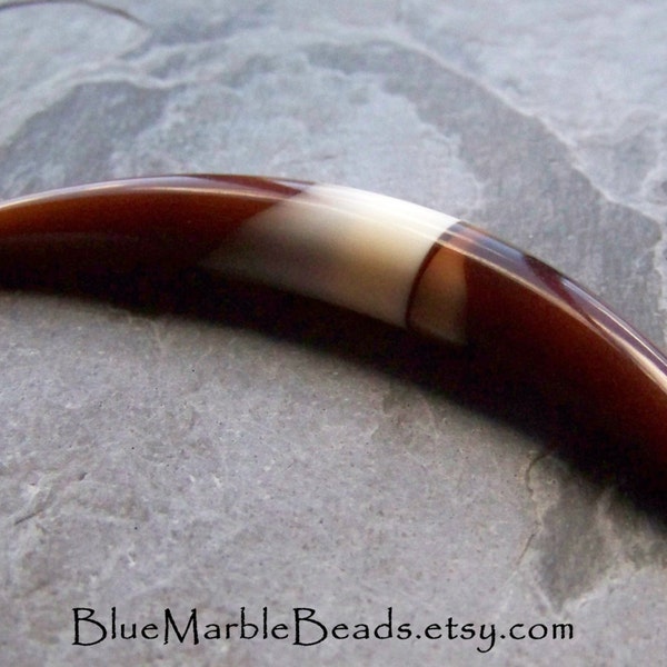 1 Vintage Marble Lucite Faux Horn Pendant Bead, Vintage Beads, Bib, Tribal Bead, Lucite Bead, Crescent Pendant, Boho Beads, Tusk Beads, 81mm