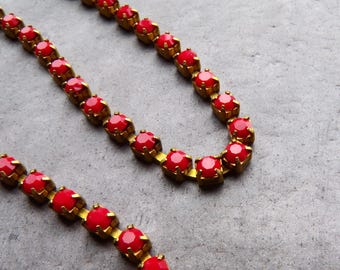 Cadena vintage de latón rojo cereza con cristales Swarovski, 30 cm (1 pie)