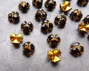 8 tapas de cuentas de cristal Swarovski de color negro azabache vintage, latón sin tratar (7 mm)