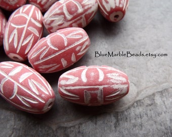 10 Large Vintage Etched Oval Beads, Vintage Lucite Beads, Carved Beads, Coral Beads, Whitewashed, Tribal Beads, Boho Beads, 21mm, Boho Beads