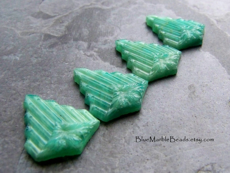 2 Art Deco Green Marble Etched Czech Glass Cabochons, Floral Fan Shape ...