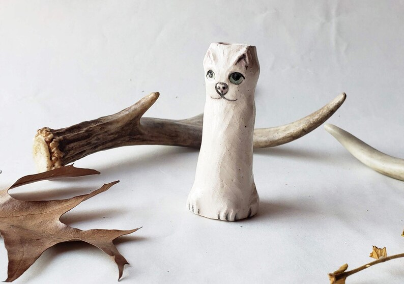 White Kitty One Hitter Pipe
