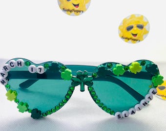 Grüne St Patrick's Day Neuheit herzförmige gedengelte Brille.