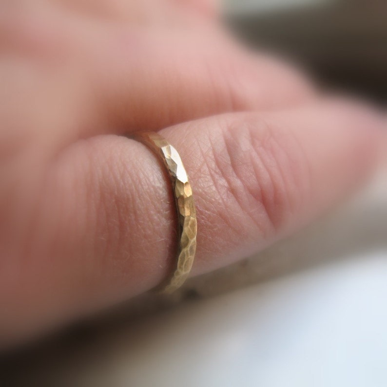 Unisex hammered brass ring image 3