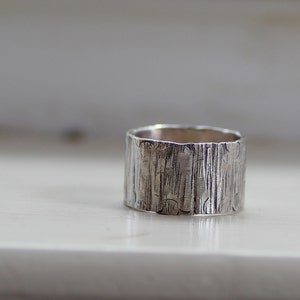 Mens Ring Wood Grain on Sterling Unique Wedding Ring Tree Bark image 3