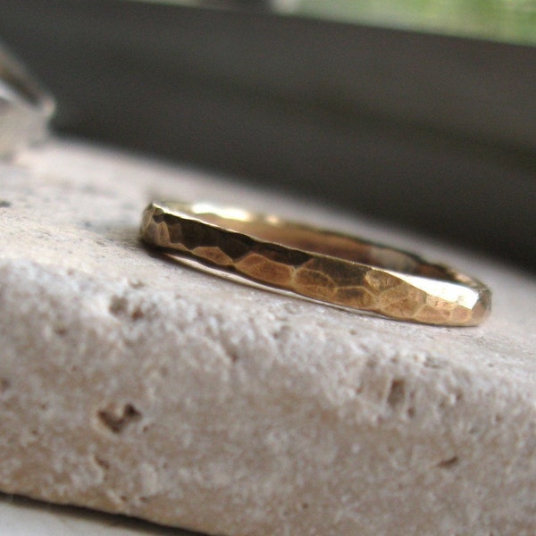 Unisex hammered brass ring