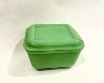 Vintage Fire King Jadeite Philbe Refigerator Dish with Lid