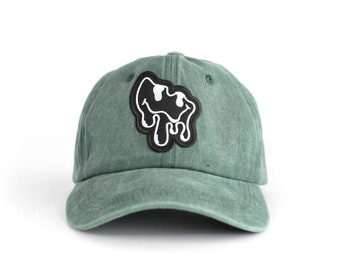 Baseball cap with a Dripping, Melting Smiley Face Patch, Green vintage washed Smiley face dad hat, baseball cap