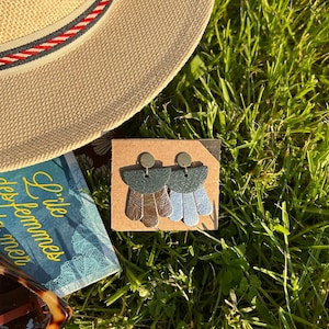 Boucles d'oreilles Elea - cuir recyclé, pendantes, bijou unique - inox or