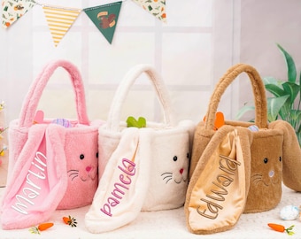 Canasta de Pascua personalizada con conejito de peluche y bolsa de regalo con nombre bordado