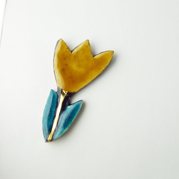 Broche céramique fleur jaune violet bleu turquoise vrai or