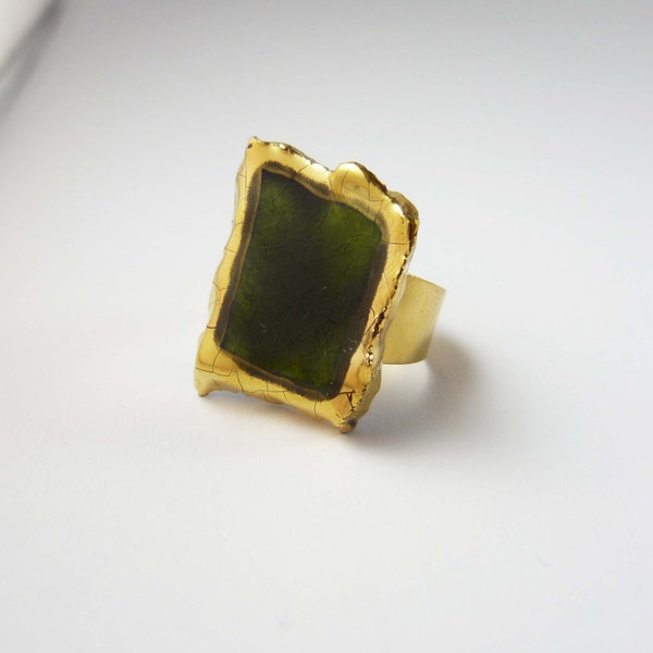 Bague originale rectangle céramique vert or