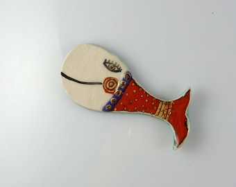 Broche céramique baleine multicolore or points