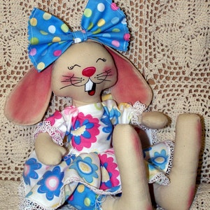 Pattern/Primitive Raggedy Haileigh Rose Bunny Doll Pattern Et.