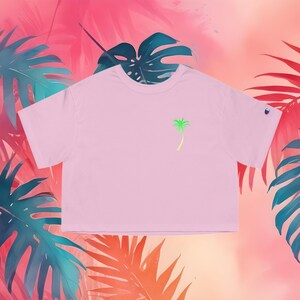 Tropical Champion Women&#39;s Heritage Cropped T-Shirt