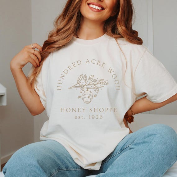 Hundred Acre Wood Honey Shoppe T-Shirt: Vintage Style Winnie the Pooh Literary Tee