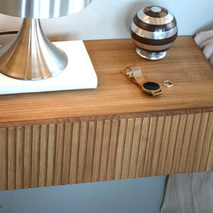 Mesita noche Flotante IRIA cajón/mueble colgante madera maciza/ Mesilla para colgar en pared/ Ref.200/210 Varias medidas 40/50*30*15 imagen 3