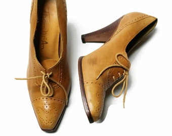 wingtip stilettos
