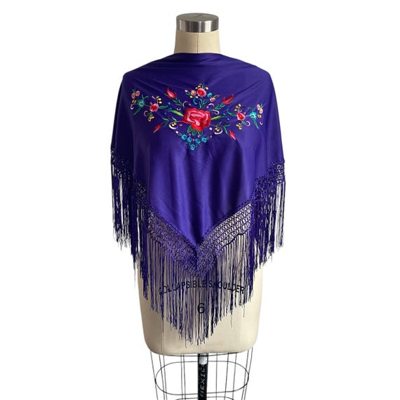 Vintage Stevie Purple Floral Embroidered Fringe Shawl. Boho Core Floral Fringe Boho Hippie Shawl. Embroidered Flowers Scarf Top. 60s. 70s.