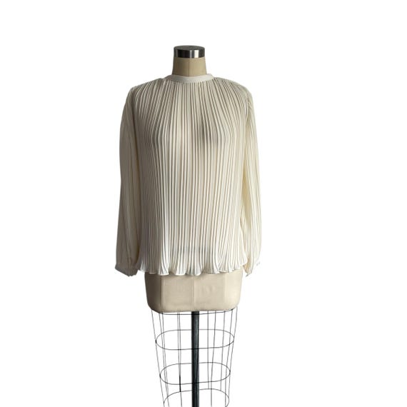 Vintage Ivory White Semi-Sheer Pleated Blouse. Cream White Jewel Neck Parisian Glam Blouse. Flowy. Pin Pleated Scalloped Hem Dress Blouse.