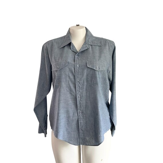 Vintage L.L. Bean Baby-Blue Button-Down Top: Light Blue, Chambray, Pockets, Work, Casual, Long Sleeves.