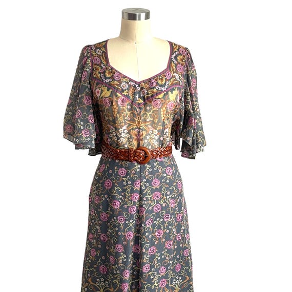 Vintage Bohemian Floral Boho Hippie Maxi Dress. Spring Flower Maxi Dress. Flouncy Sleeves. Zipper. Fairycore Maxi Dress. Cottagecore Dress.
