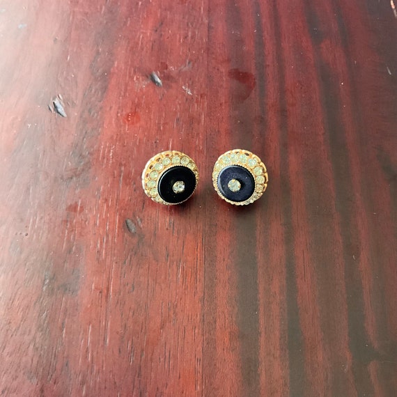 Vintage Onyx and Diamond Circular Statement Earrings. Screw Back Earrings. Goldtone Metal. Diamonds. Round Earrings. MCM Earrings. 40s. 50s.