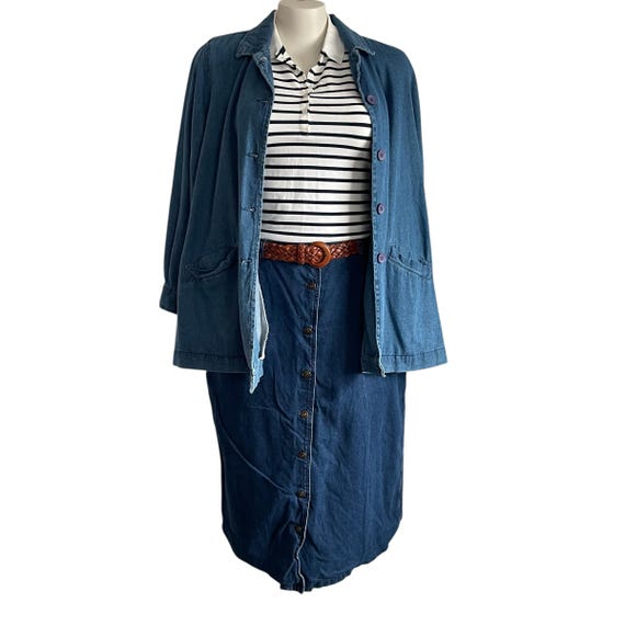 Vintage Blair Blue Denim Button-Up Midi Skirt. Blue Jean Casual Skirt. Womens Coastal Casual Denim Skirt. Button Down Lined Denim Skirt.