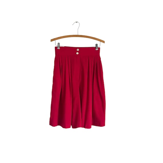 Vintage Siren Red Pleated Shorts. Retro Mod High Waist Skorts. Kathie Lee Collection. Casual Dress Shorts. Summer Casual Shorts. 80s. 90s.