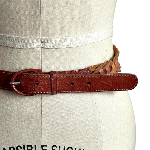 Vintage Brown Weaved Leather Belt. Camel Tan Brown Western Belt. Mahogany Brown. Light Brown. Cottagecore Woven Belt. 70s. 80s. 90s. 1970s.