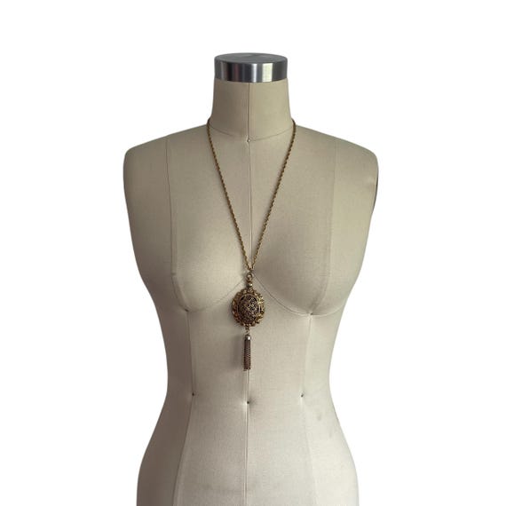 Vintage Goldtone Bohemian Filigree Necklace. Gold Brass Boho Tassel Pendant Necklace. Pendant with Chain Tassel. Hippie. 40s. 50s. 60s.