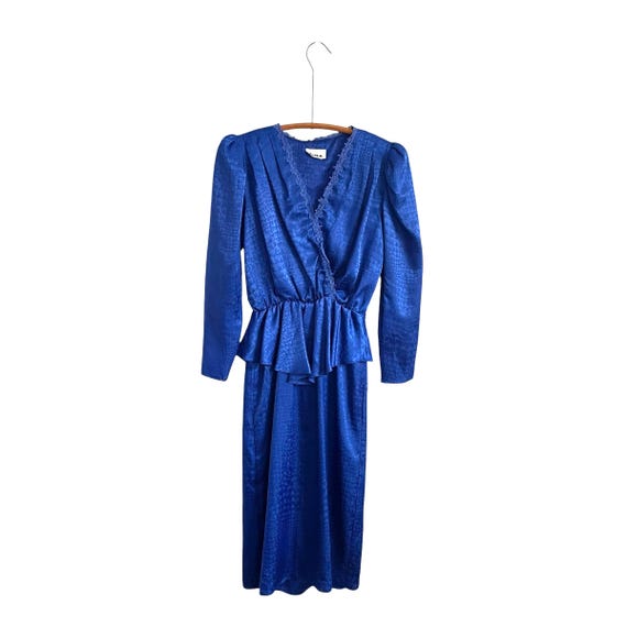 Vintage Patra Cobalt Blue Scale Print Blouson Maxi Dress. Long Bold Blue Retro Long-Sleeved Peplum Dress. V-Neck Cocktail Dress. 80s. 90s.