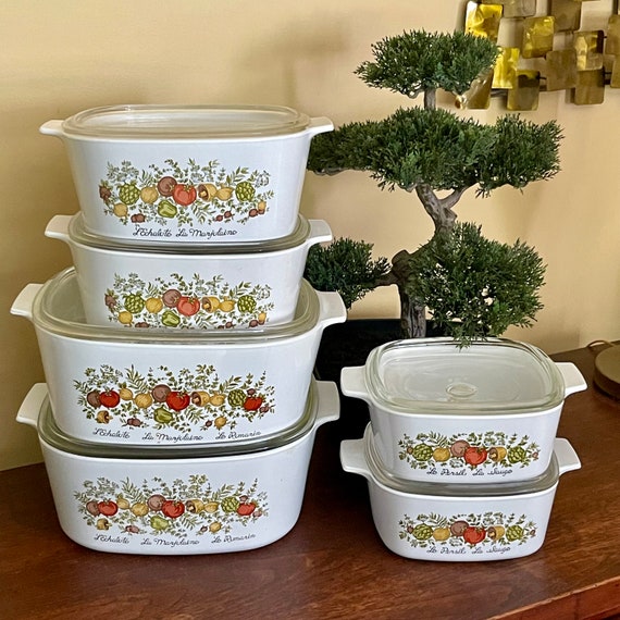 Vintage Spice of Life Corning Ware Dish. L'echalote. La Marjolaine. Le Romarin. Le Persil. La Sauge. Glass Lids. Milk Glass. Dish + Lid.