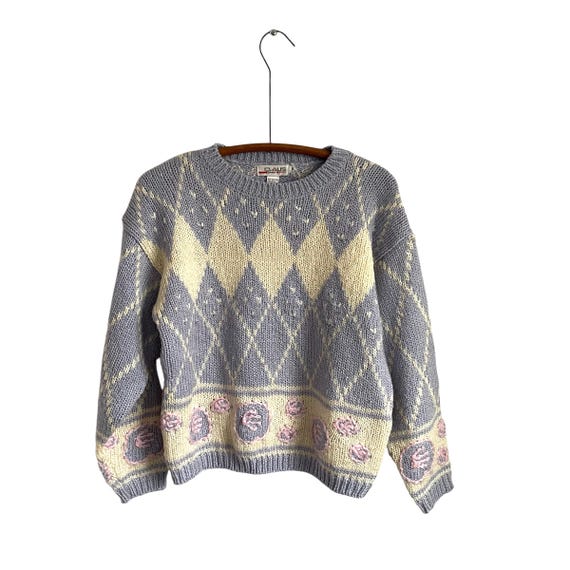 Vintage Chaus Sport Petites Blue White Winter Sweater. Blue White Harlequin Ski Sweater. Baby Blue. Cream White. 80s. 90s. Preppy Sweater.