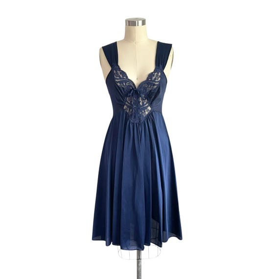 Vintage Olga Navy Blue Silky Lace Night Gown. Dark Blue Intimate Night Dress. Sleeveless. Pleated Skirt. Size XL. 70s. 80s. 90s.